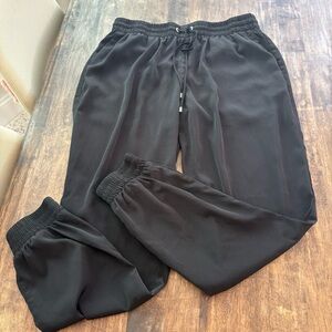 EXPRESS Black silky Feel Slacks Pants! Elastic Waist Pull On! Pockets! Medium